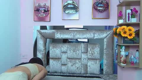 Violeta froz online show from November 2025 07:18:02 PM