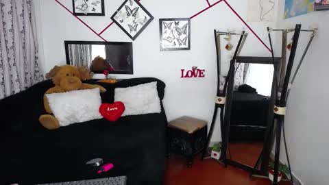 Snapshot of violetta_afrodita chatting on October 2025 12:41:01 AM violetta_afrodita online show from October 2025 12:41:01 AM