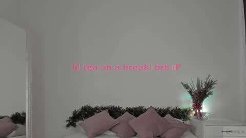 violetta_finch online show from January 2025 11:22:02 AM