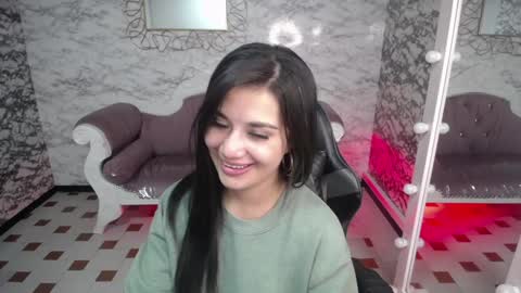 Snapshot of violetta_jhonson_v chatting on December 2024 02:01:01 PM Violetta online show from December 2024 02:01:01 PM