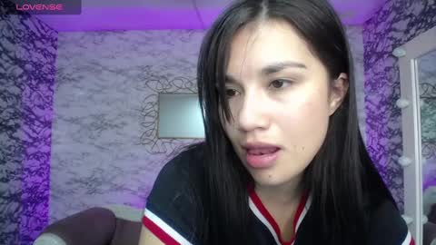 Snapshot of violetta_jhonson_v chatting on February 2025 06:13:02 AM Violetta online show from February 2025 06:13:02 AM
