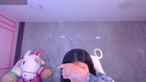 Snapshot of violetta_jhonson_v chatting on October 2025 03:18:02 AM Violetta online show from October 2025 03:18:02 AM