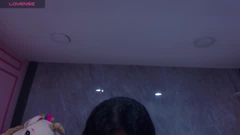 Snapshot of violetta_jhonson_v chatting on October 2025 03:17:02 AM Violetta online show from October 2025 03:17:02 AM