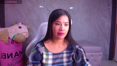 Violetta  online show from November 2025 03:08:02 AM