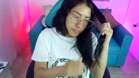 Violeta online show from June 2026 04:17:02 PM