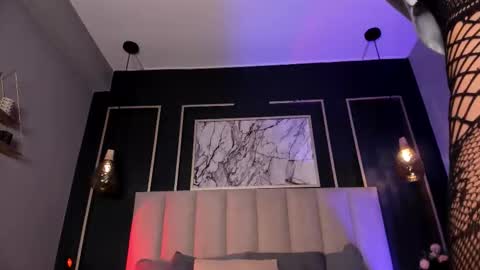 Snapshot of violetta_nur chatting on September 2025 03:54:01 AM Violetta nur online show from September 2025 03:54:01 AM