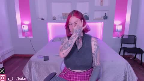 Snapshot of violettabaker1 chatting on February 2025 07:27:02 PM ViolettaBaker online show from February 2025 07:27:02 PM