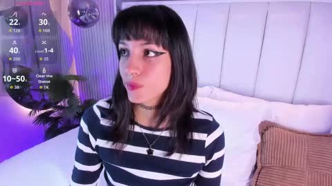 violettacolinss online show from May 2026 11:37:01 AM