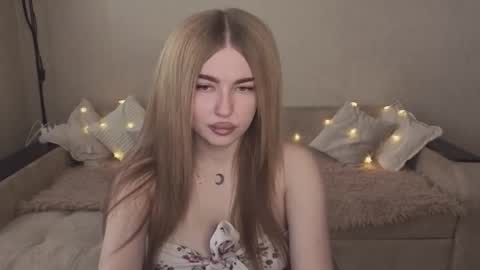 ViolettaOtis online show from October 2025 11:28:02 AM