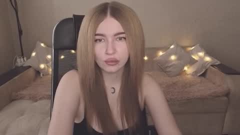 ViolettaOtis online show from October 2025 09:48:01 AM