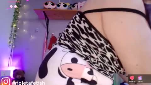 Snapshot of violettasexycam chatting on September 2025 11:41:01 PM violetafetish online show from September 2025 11:41:01 PM