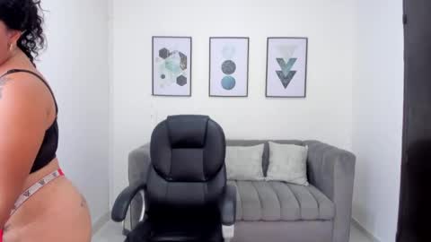Snapshot of violettasweet_ chatting on September 2025 01:56:02 PM Violetta online show from September 2025 01:56:02 PM