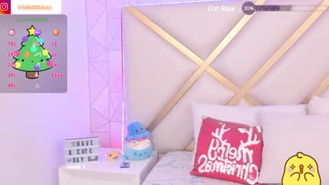 Snapshot of violettbloss chatting on December 2024 01:37:02 AM Violeta online show from December 2024 01:37:02 AM