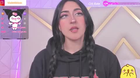 Snapshot of violettbloss chatting on December 2024 07:22:02 PM Violeta online show from December 2024 07:22:02 PM