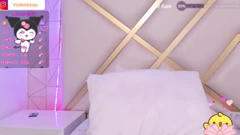 Snapshot of violettbloss chatting on December 2024 01:24:01 AM Violeta online show from December 2024 01:24:01 AM