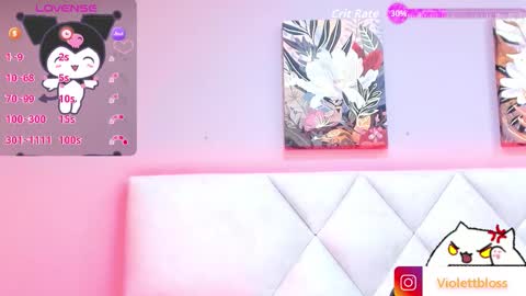 Snapshot of violettbloss chatting on September 2025 03:31:01 AM Violeta online show from September 2025 03:31:01 AM