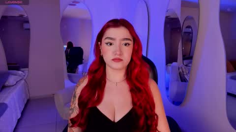 Violett Castel online show from September 2025 07:30:01 PM