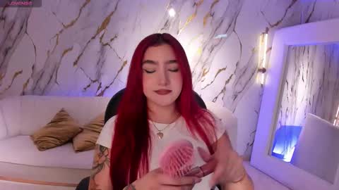 Violett Castel online show from October 2025 07:02:01 PM