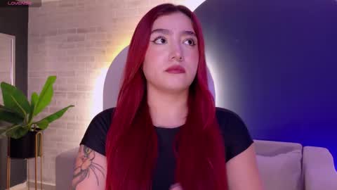 Violett Castel online show from March 2026 07:41:01 PM