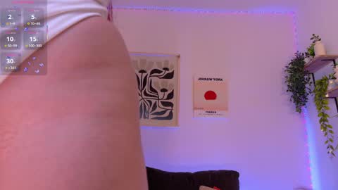 Violett Castel online show from April 2026 11:22:02 PM
