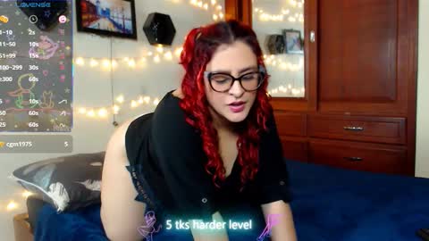 Snapshot of violettelynn_ chatting on March 2026 08:53:02 AM Violetta Morningstar online show from March 2026 08:53:02 AM