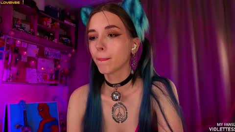 Vi  Best on my Fansly  online show from April 2026 03:36:02 PM