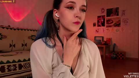 Vi  Best on my Fansly  online show from April 2026 05:30:01 PM
