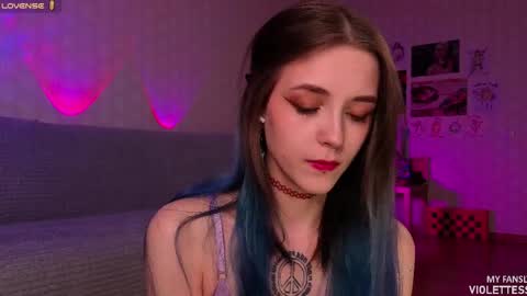 Vi  Best on my Fansly  online show from May 2026 03:28:01 PM