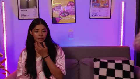 Violet online show from February 2026 12:39:02 AM