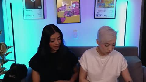 Violet online show from February 2026 12:34:02 AM