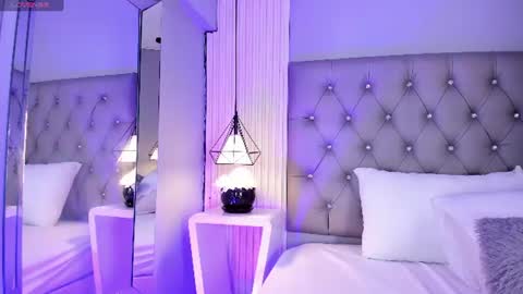 VioletthaRous online show from June 2026 10:40:02 PM