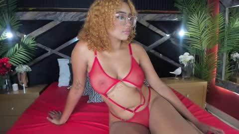 Violeta  online show from January 2026 04:11:01 PM