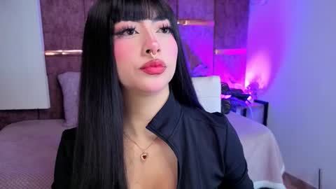 Snapshot of viollettebylyly chatting on November 2025 12:29:02 PM viollettebylyly online show from November 2025 12:29:02 PM