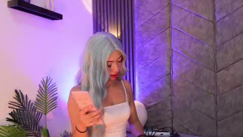 viollettebylyly online show from June 2026 12:36:02 PM