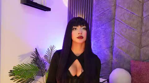 viollettebylyly online show from June 2026 12:25:01 PM