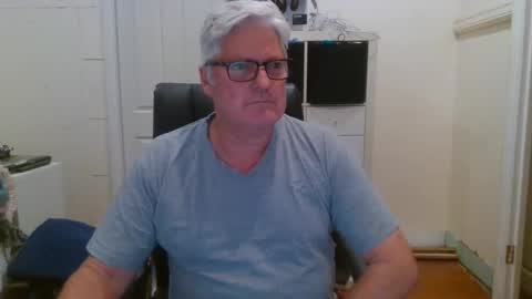 viper654321 online show from January 2025 07:18:01 AM