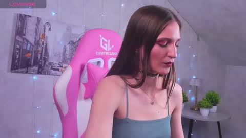 Snapshot of virdjinia_green chatting on September 2025 08:47:01 AM Virdjinia online show from September 2025 08:47:01 AM