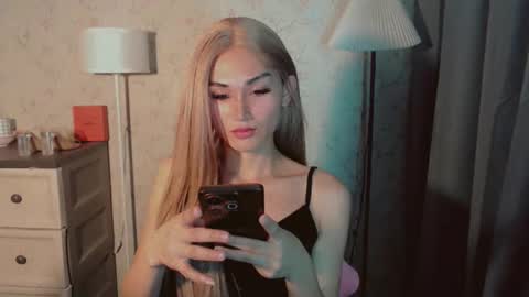 Pearl online show from November 2025 02:47:02 AM