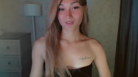 Snapshot of virgenpearl chatting on June 2026 02:59:01 AM Pearl online show from June 2026 02:59:01 AM