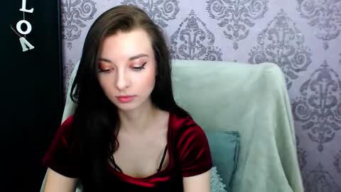 VirginLuna online show from May 2026 07:19:02 PM