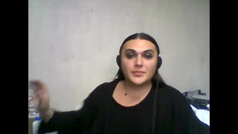 priscilla online show from December 2024 06:13:02 AM