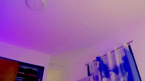 Snapshot of virtualchica chatting on December 2025 03:47:02 AM Minerva online show from December 2025 03:47:02 AM