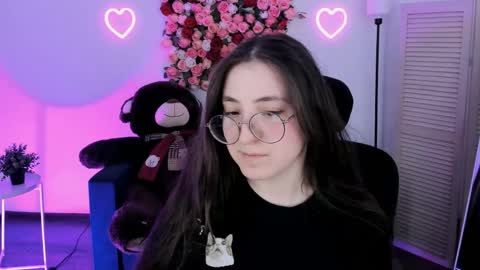 your love online show from April 2026 05:52:01 PM