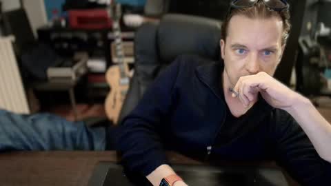 Snapshot of visitorq1980 chatting on January 2025 03:22:02 PM VisitorQ online show from January 2025 03:22:02 PM