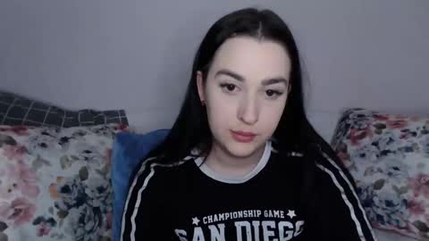 Snapshot of vitalina_freedom chatting on December 2024 03:22:01 PM Vitalina online show from December 2024 03:22:01 PM