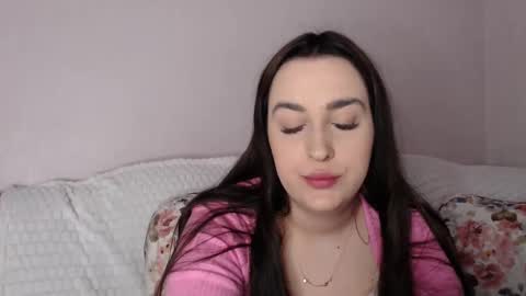 Snapshot of vitalina_freedom chatting on March 2025 05:17:02 PM Vitalina online show from March 2025 05:17:02 PM