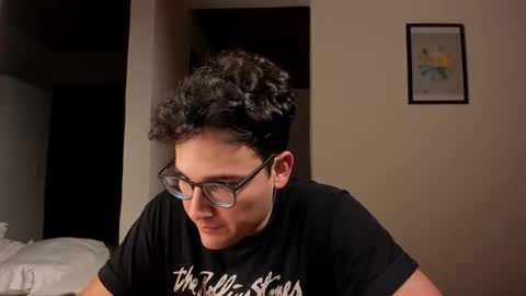 Snapshot of vito_ferrero chatting on October 2025 12:33:02 AM Vito Ferrer online show from October 2025 12:33:02 AM