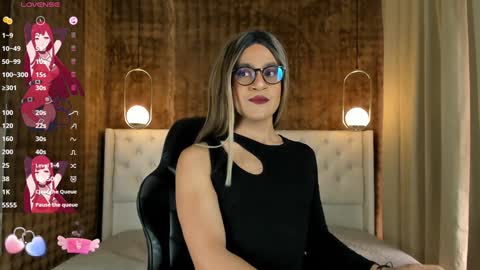 Snapshot of vitta_alfayed chatting on January 2025 01:03:02 PM VittaaaPlease help me with your thumbs up its important online show from January 2025 01:03:02 PM