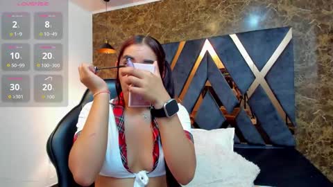 Snapshot of vittoria_conti_ chatting on February 2026 05:42:02 PM vittoria online show from February 2026 05:42:02 PM