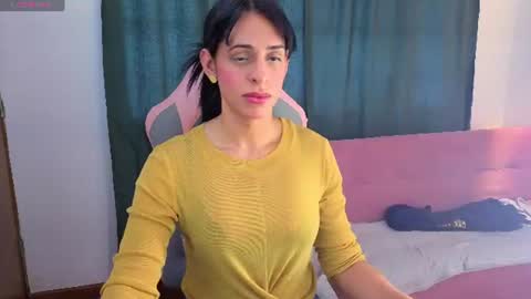 VITTORIA  online show from June 2026 09:45:01 PM
